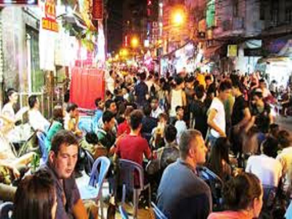Reddoorz @ Pham Ngu Lao Street 4 Otel Ho Şi Min Dış mekan fotoğraf