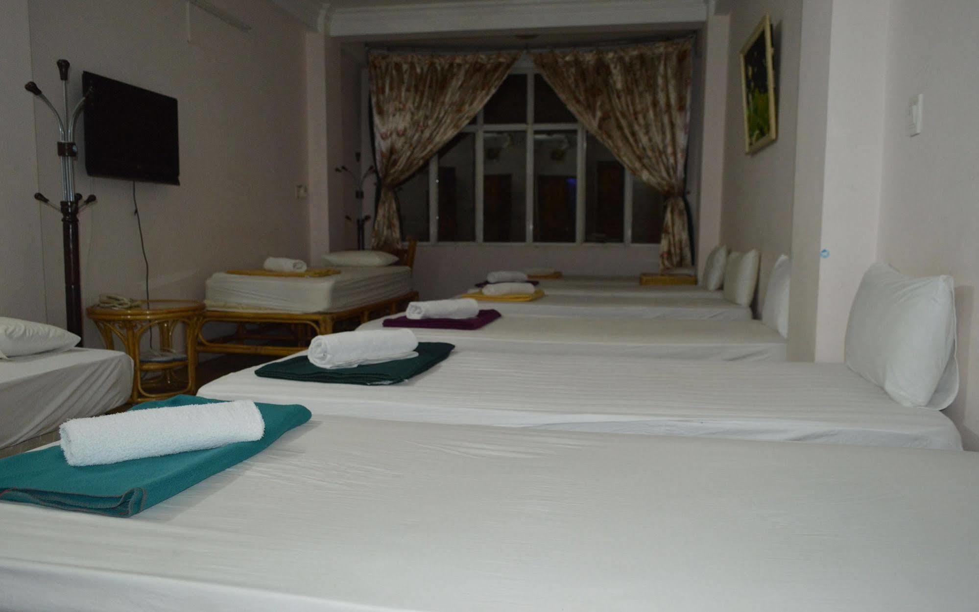 Reddoorz @ Pham Ngu Lao Street 4 Otel Ho Şi Min Dış mekan fotoğraf
