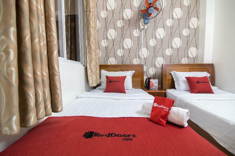 Reddoorz @ Pham Ngu Lao Street 4 Otel Ho Şi Min Dış mekan fotoğraf